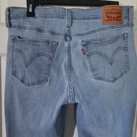 Levi's Boyfriend Mid Rise Women's Jeans - Picture 8 of 11